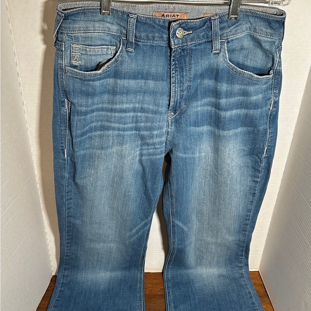 Ariat Women’s High Rise Claire Slim Trouser Jean Flare Leg Size 30R